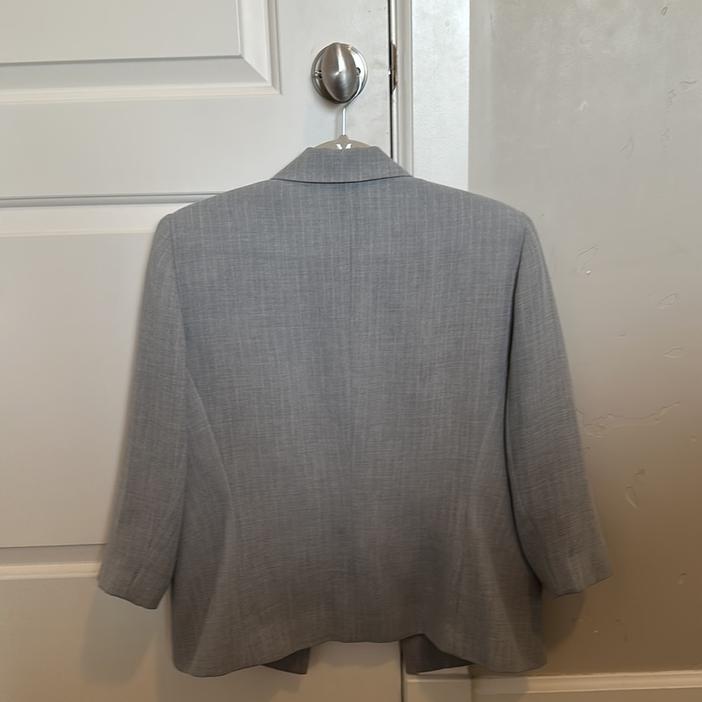 Grey Montée Collection blazer - Picture 2 of 2